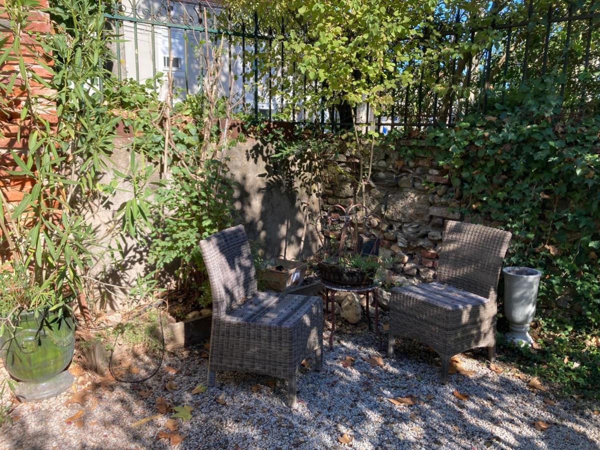 16 Bis-Gite-Hotel-Appartement Marssac-sur-Tarn Exteriör bild